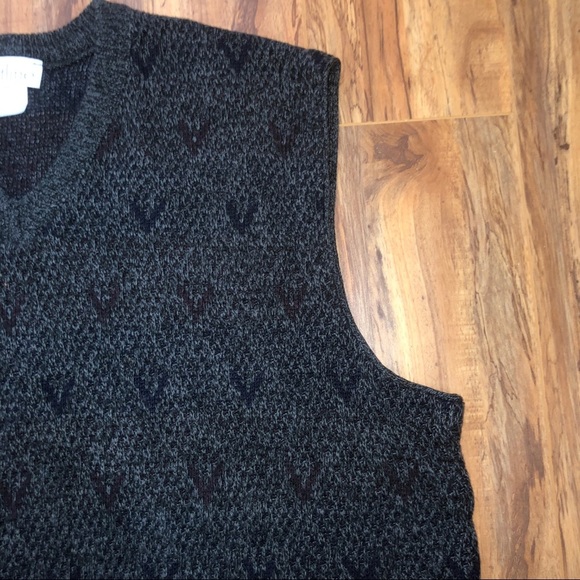 Knit Sweater Vest - Picture 5 of 6